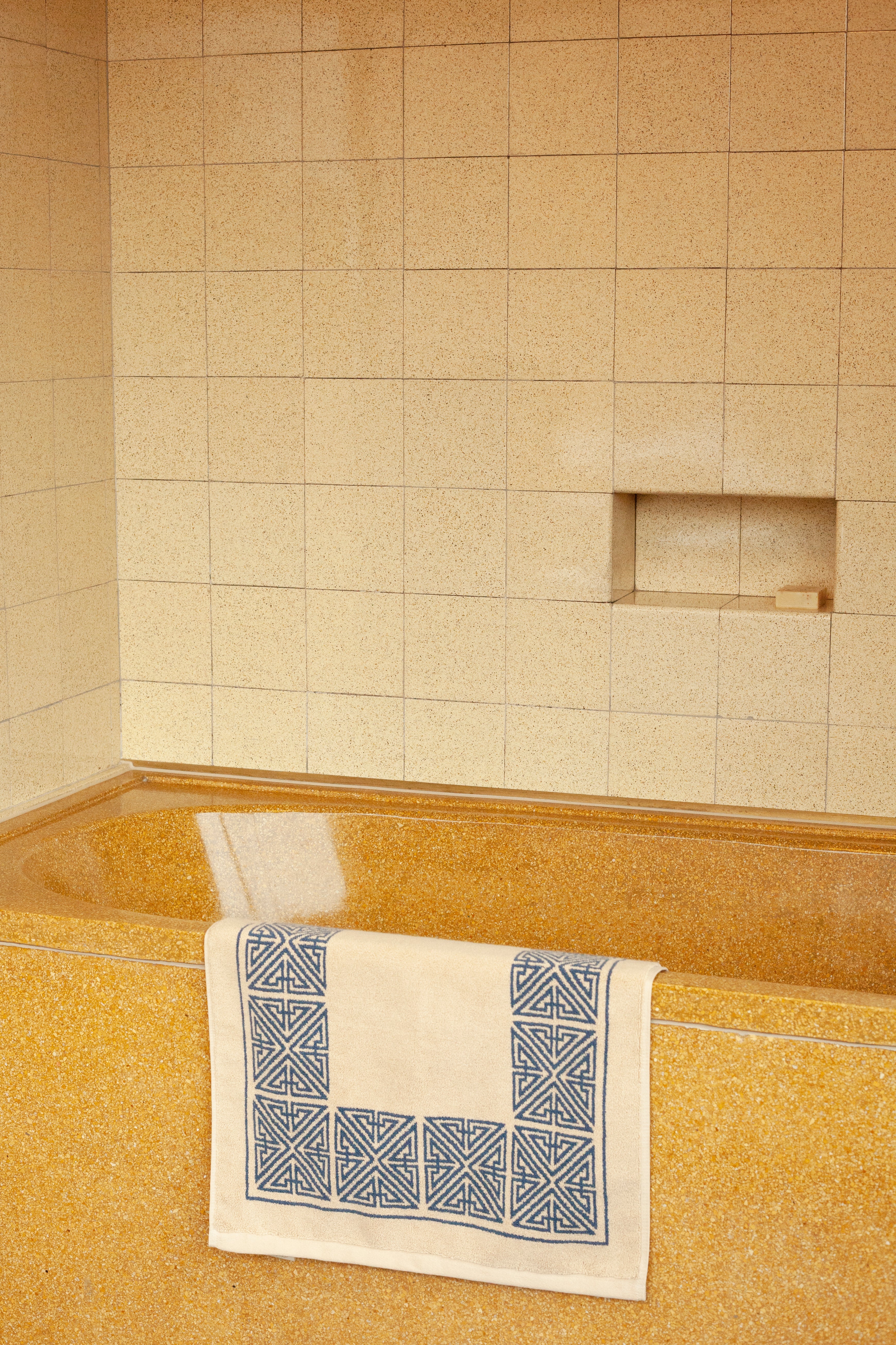 Agnes Bath Mat - Image 5