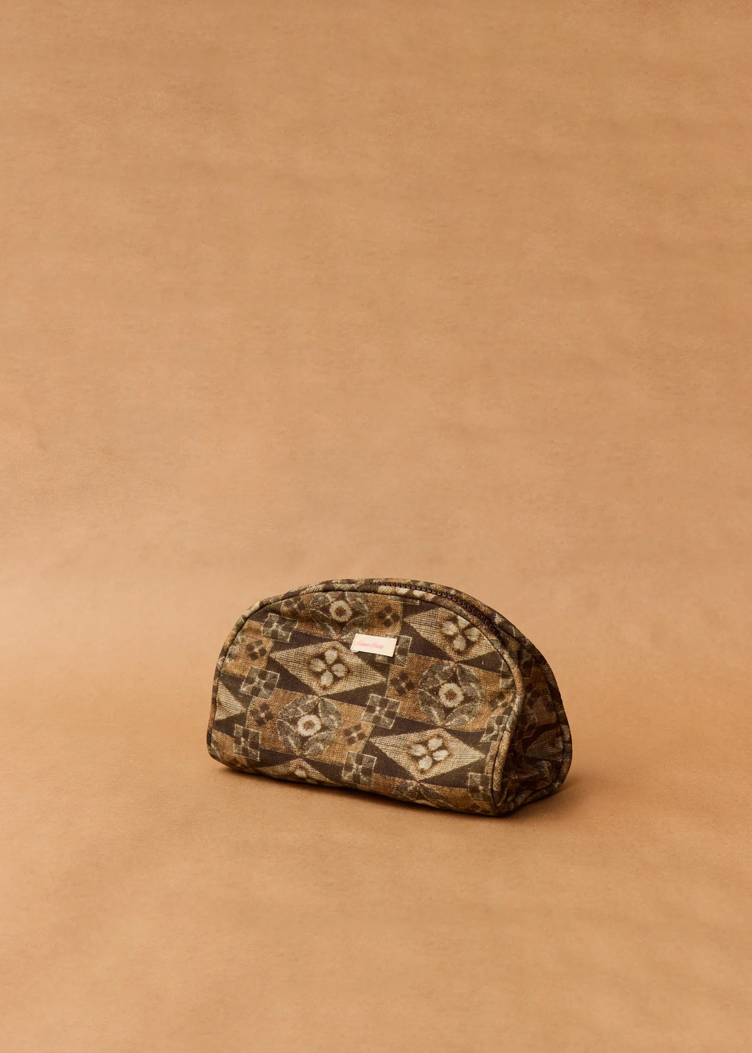 Emilie Toiletry Bag - Image 6