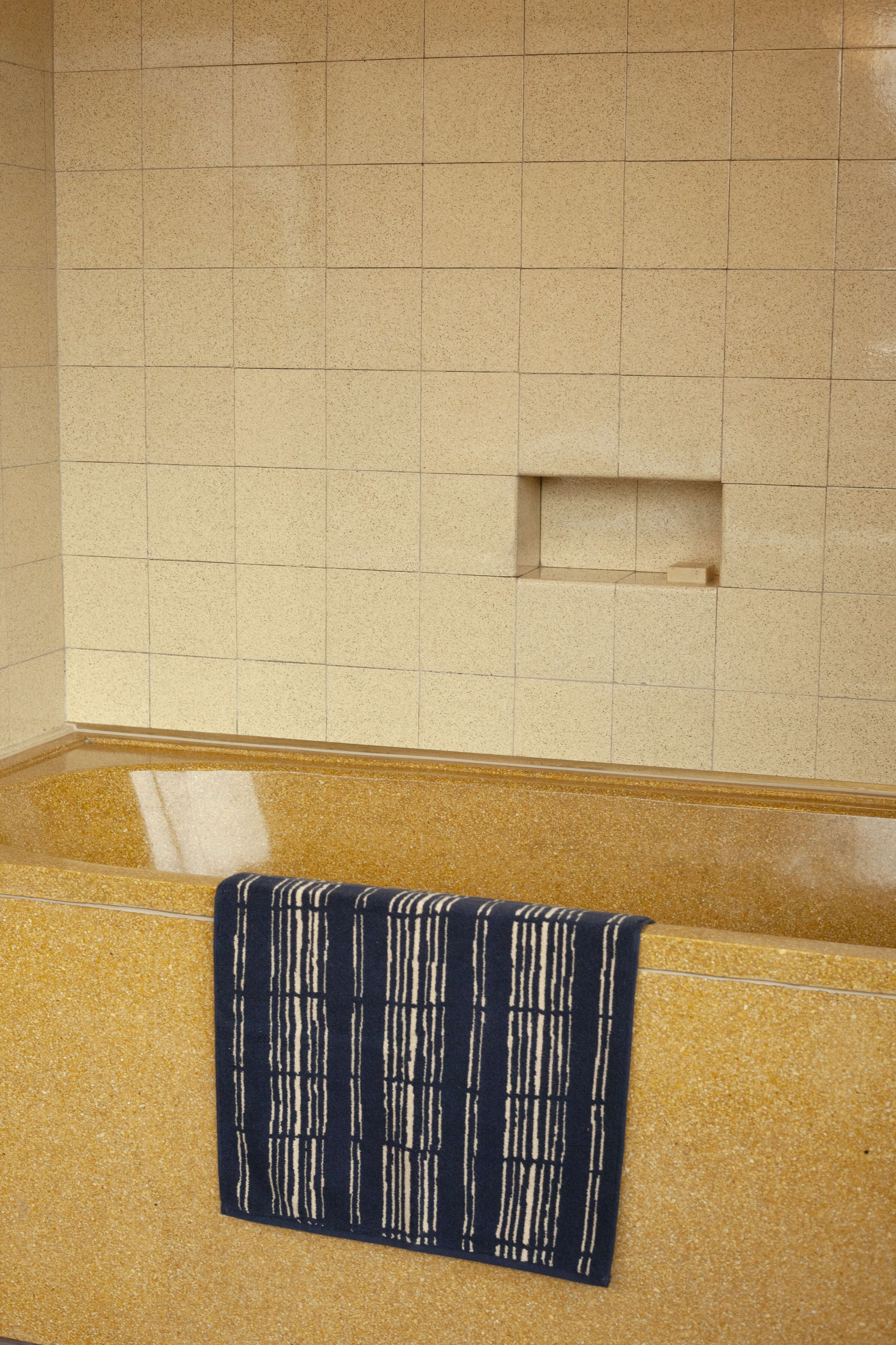 Ester Bath Mat - Image 4