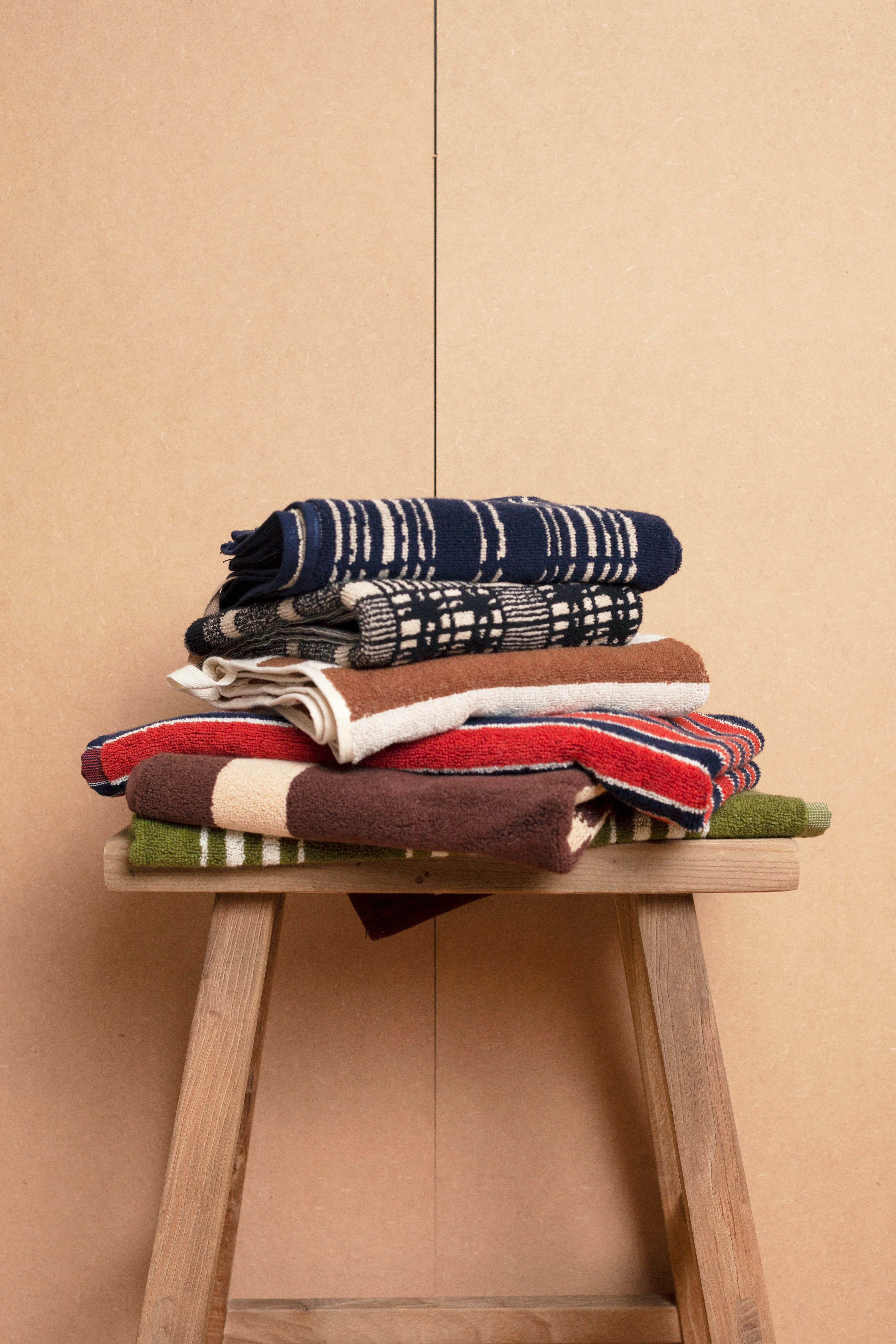 Ester Hand Towel - Image 5